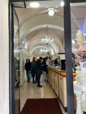 2023年マンマのイタリア旅行記ー悪天候の中行ったカステルモーラからタオルミーナ編 4 IMG 0241