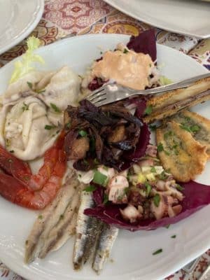 2023年マンマのイタリア旅行記ー悪天候の中行ったカステルモーラからタオルミーナ編 12 IMG 0249