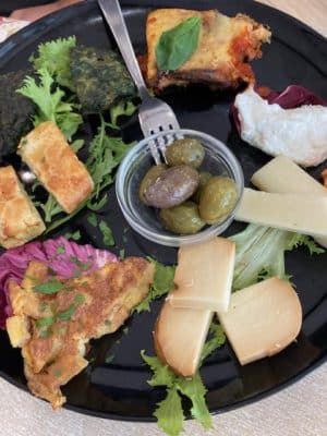 2023年マンマのイタリア旅行記ー悪天候の中行ったカステルモーラからタオルミーナ編 13 IMG 0250